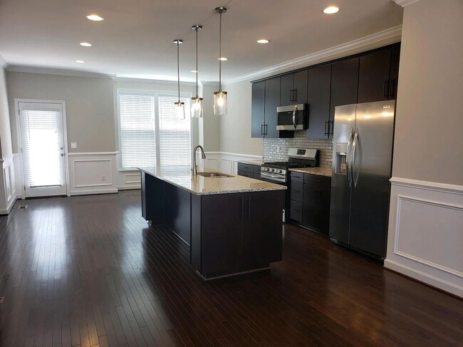 Building Photo - Elegant Preston Lake Living with Premium Amenities & Timeless Comfort
