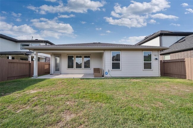 Building Photo - 28447 Halle Ray Dr
