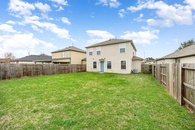 Building Photo - 814 Eagles Glide Dr