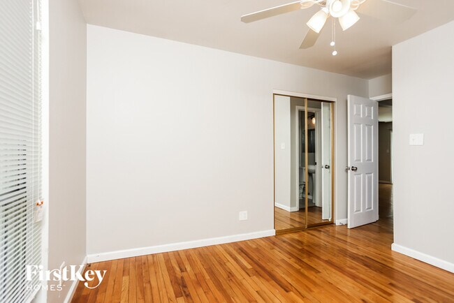 Building Photo - 12840 Verwood Dr