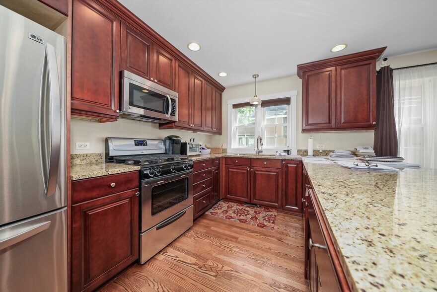 Building Photo - 153 Barrypoint Rd