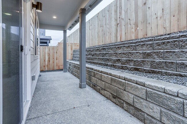 Building Photo - Modern Living in the Heart of Ridgefield: Quartz Finishes & Open-Concept Charm