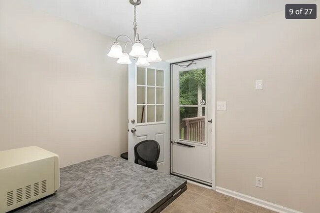 Building Photo - 574 Garnet Dr