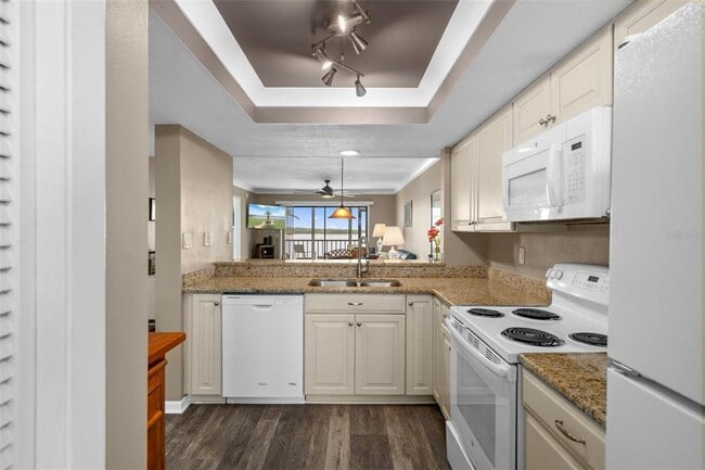Building Photo - 4620 Bay Blvd