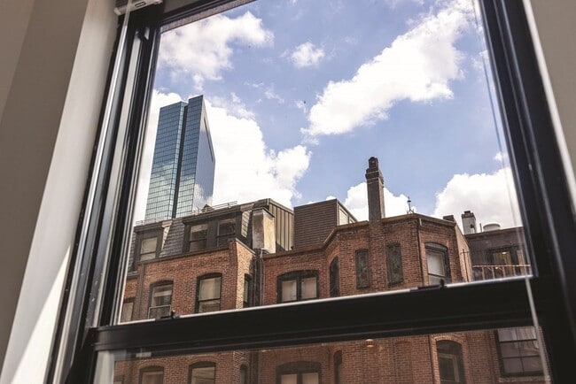 Building Photo - 160 Commonwealth Ave