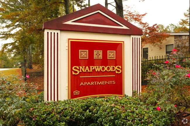 Primary Photo - Snapwoods Apartments