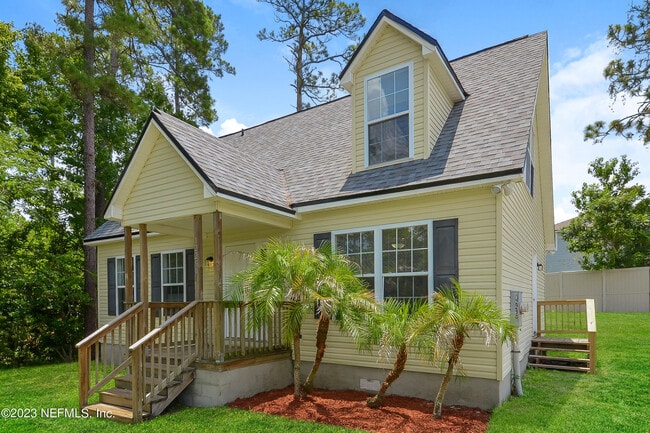 Building Photo - 12290 Versailles St