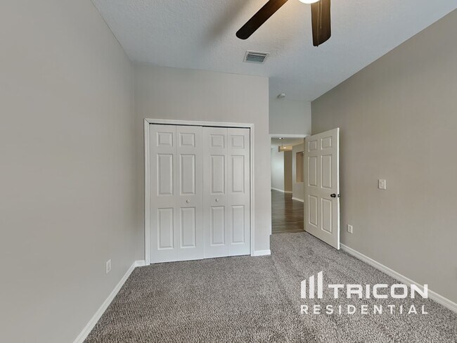 Building Photo - 1143 Emerald Hill Way