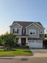 Building Photo - 2596 Vining Branch Way