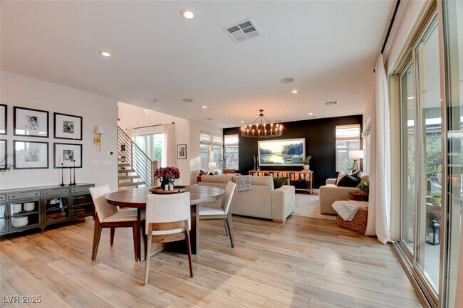 Building Photo - 9702 Starlight Ridge Ave
