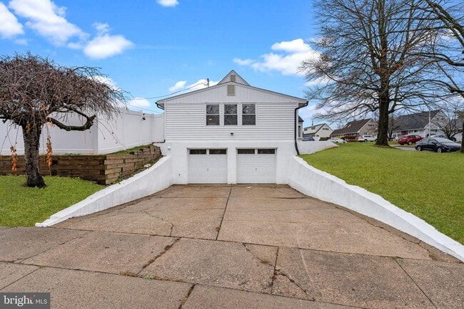 Building Photo - 64 Vividleaf Ln