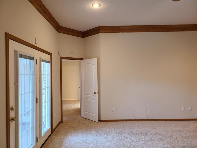 Building Photo - #4 Mulligan Circle