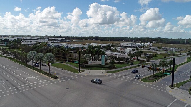 Building Photo - 16701 86th St N