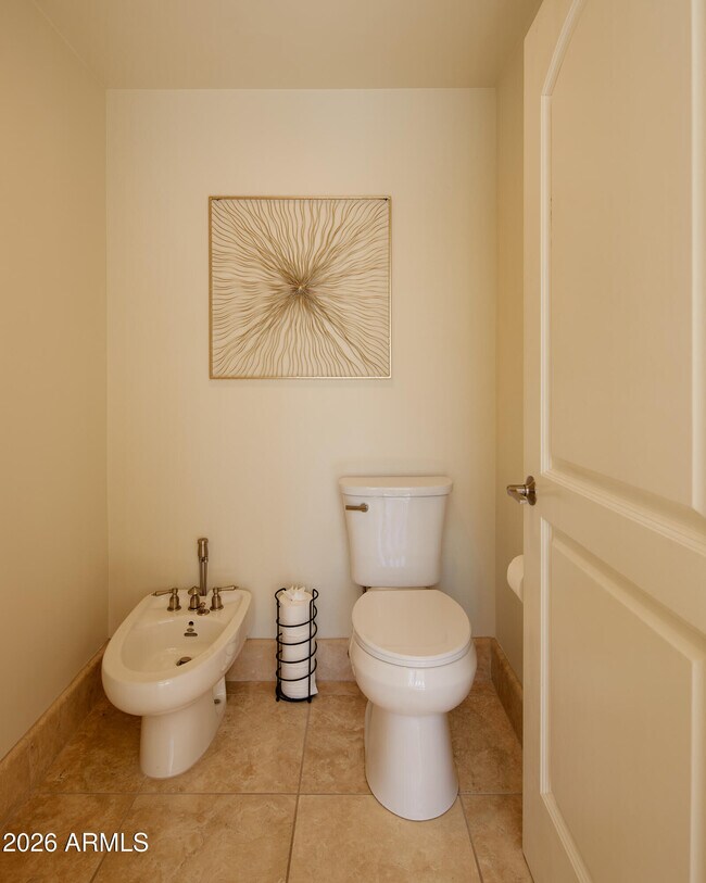 Building Photo - 4490 E Valley Vista Ln