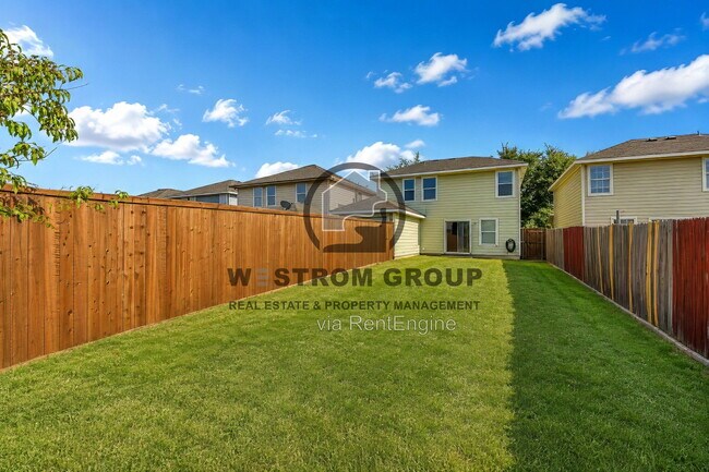 Building Photo - 7120 Planters Row Dr