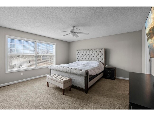 Building Photo - 2504 Country View Dr