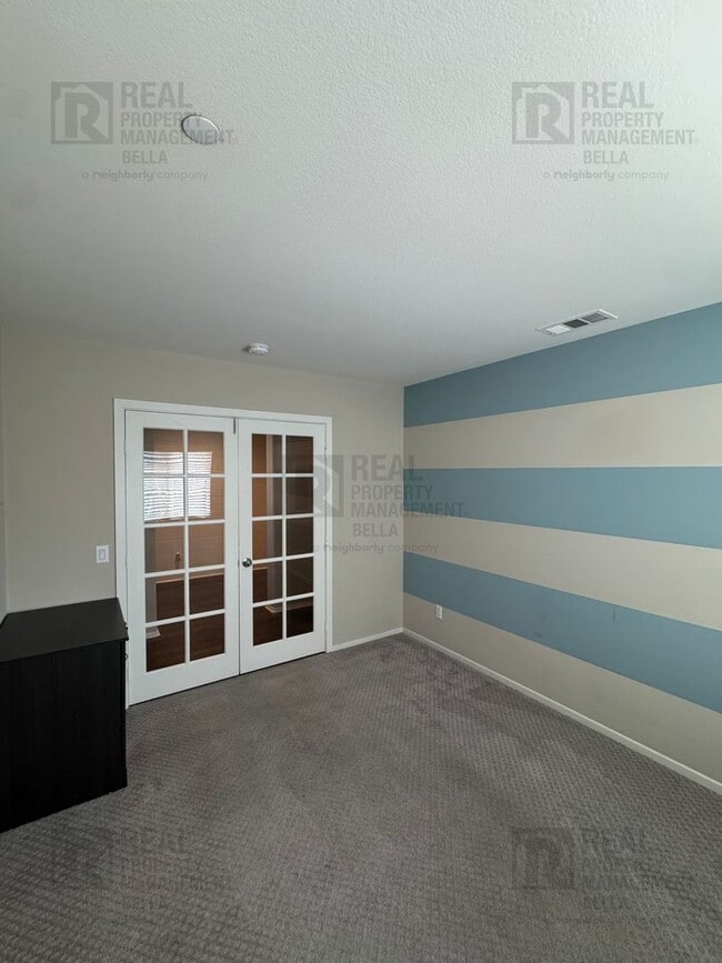 Building Photo - 31372 McKenna Ct