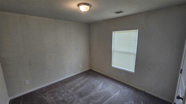 Building Photo - 14210 Green Wing Cir
