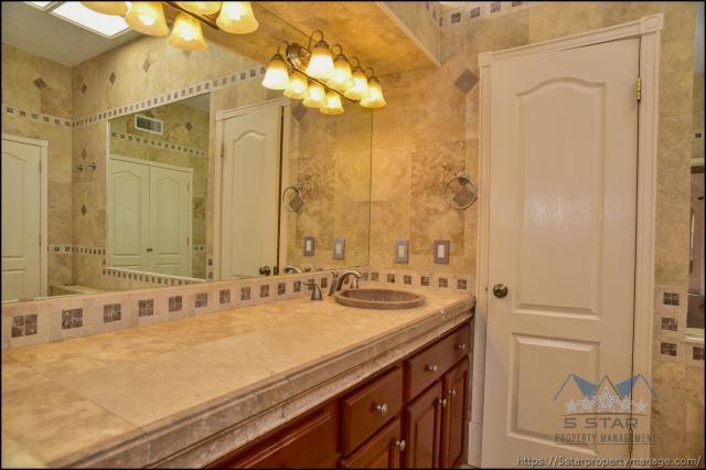 Building Photo - 4 bedroom in El Paso TX 79922