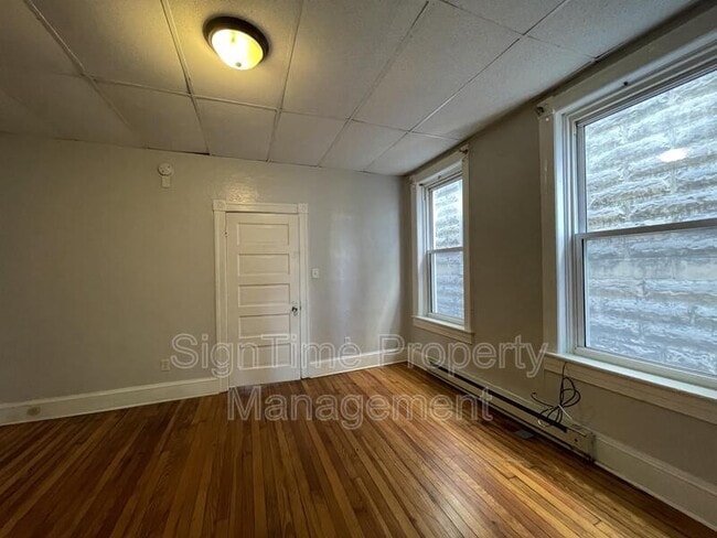 Building Photo - 238 Summit Ave