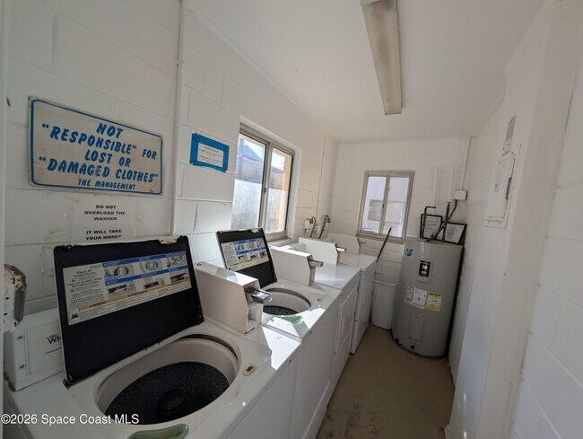 Building Photo - 225 Knox McRae Dr