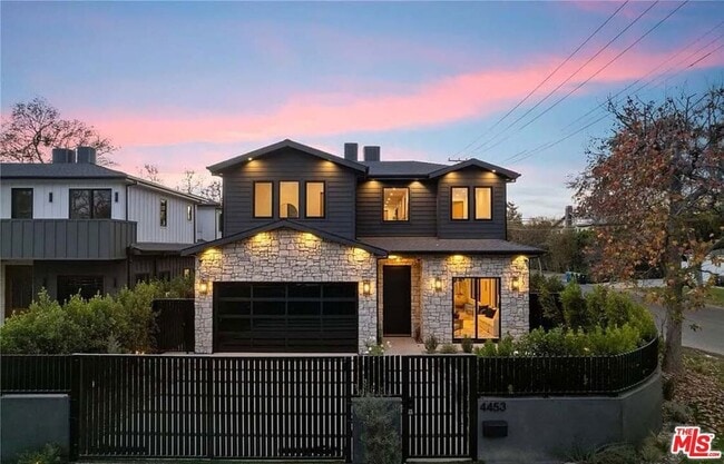 Building Photo - 4453 Gentry Ave