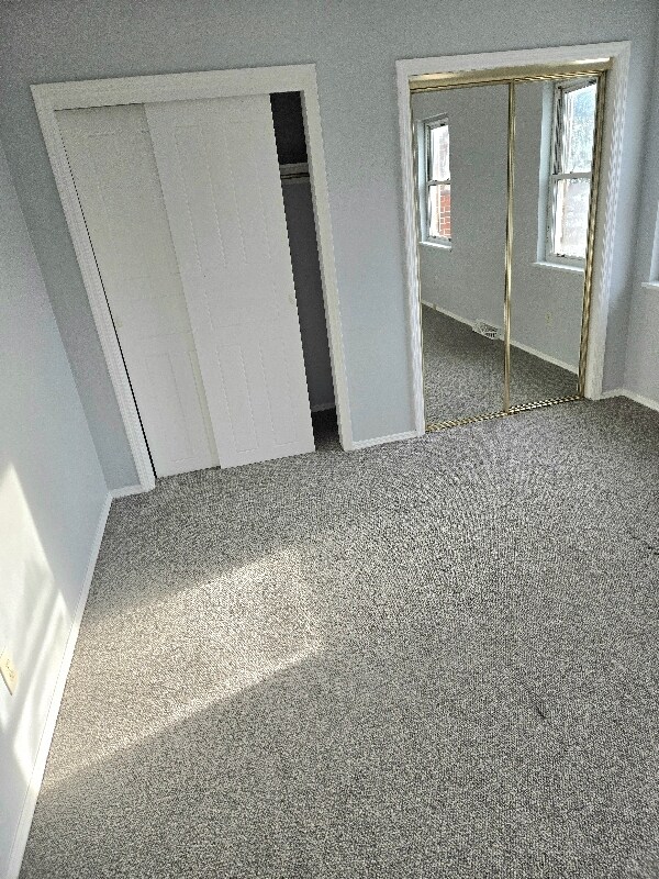 Building Photo - 7037 Paxton Rd