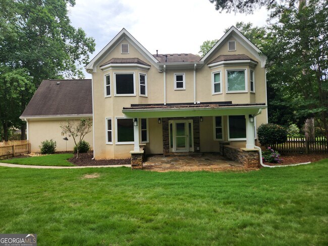 Building Photo - 270 S Shore Dr