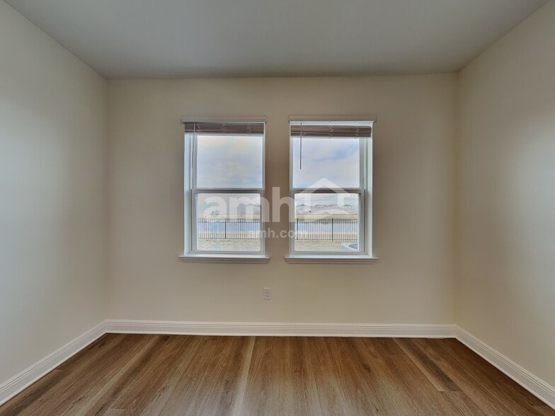Building Photo - 1764 Silver Tree St