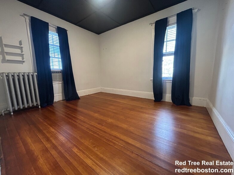 Building Photo - 32 Iffley Rd