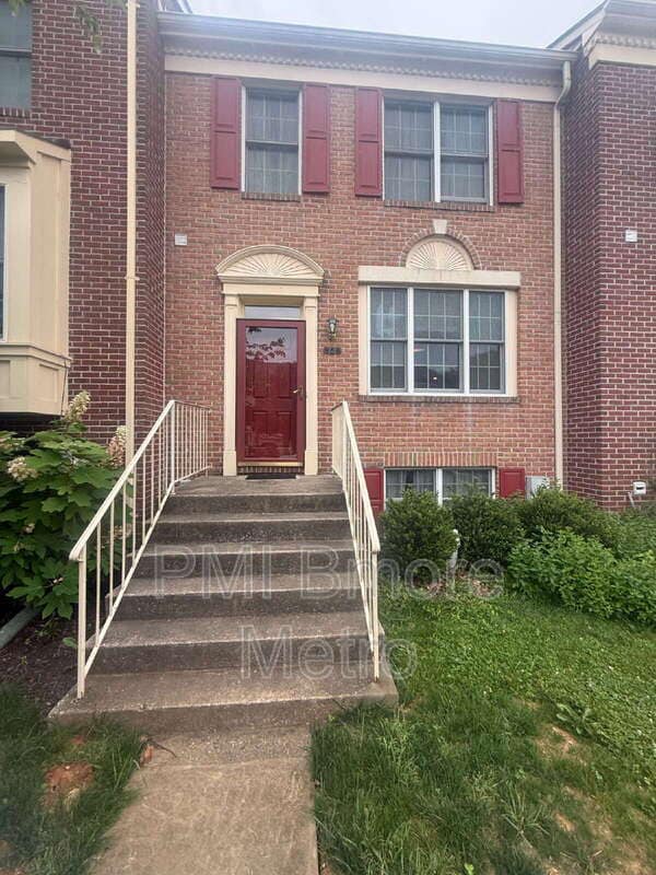 Building Photo - 906 Hidden Moss Dr