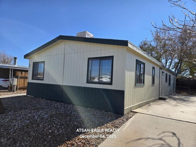 Building Photo - 153 Cll Hermosa