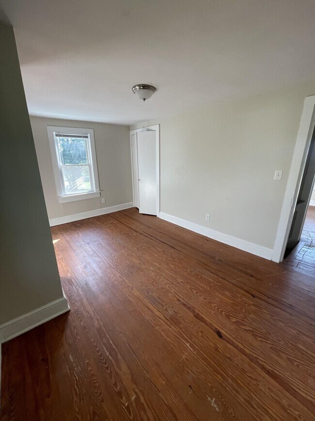 Building Photo - 5096 Battlefield Rd