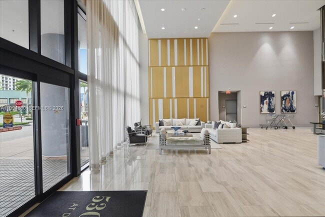 Building Photo - 5300 Paseo Blvd