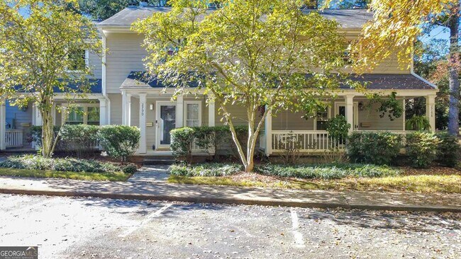 Building Photo - 2790 Farmstead Rd