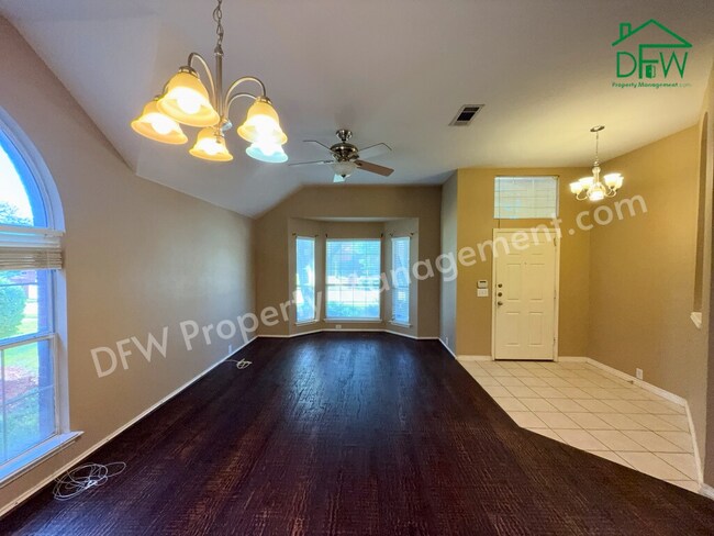 Building Photo - 3024 Peppercorn Dr