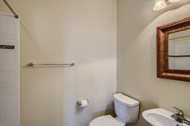 Building Photo - Flying Horse home for rent on Cake Bread!