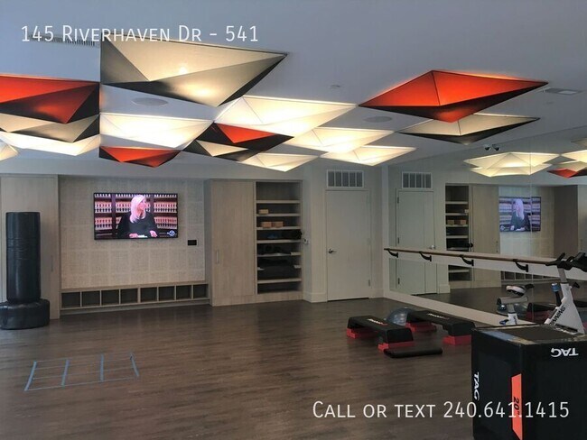 Building Photo - 145 Riverhaven Dr