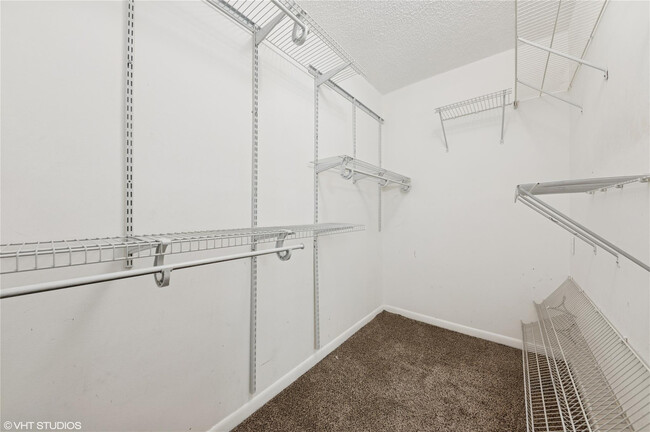 Building Photo - 3901 Cocoplum Cir