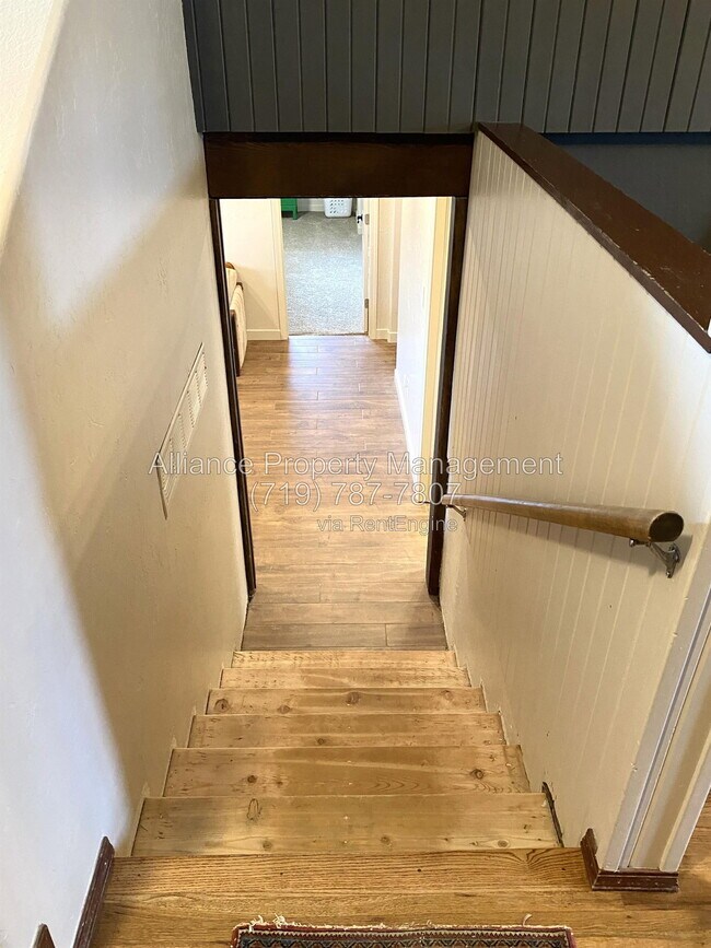 Building Photo - 2168 Wildwood Dr