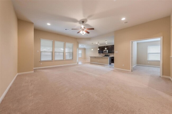 Building Photo - 1920 Mary Ella Dr