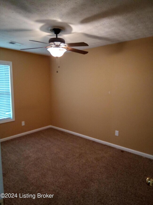 Building Photo - 10143 Spring Gate Dr