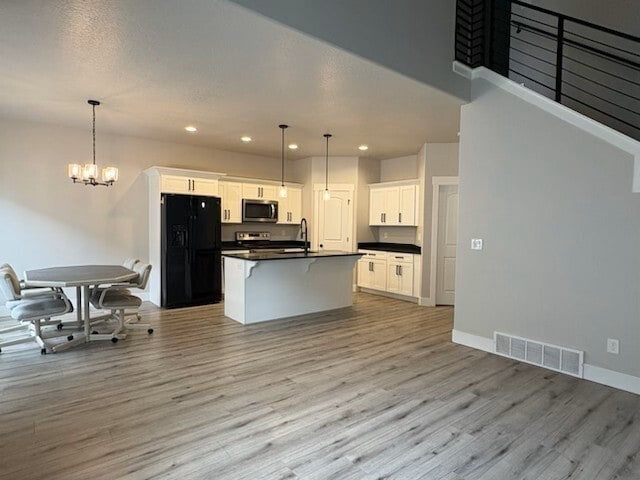 Building Photo - 265 W 490 N