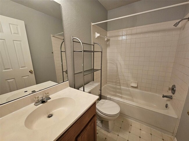 Building Photo - 4211 Mather
