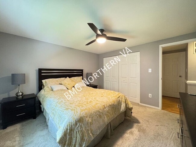 Building Photo - 1304 Dulles Pl