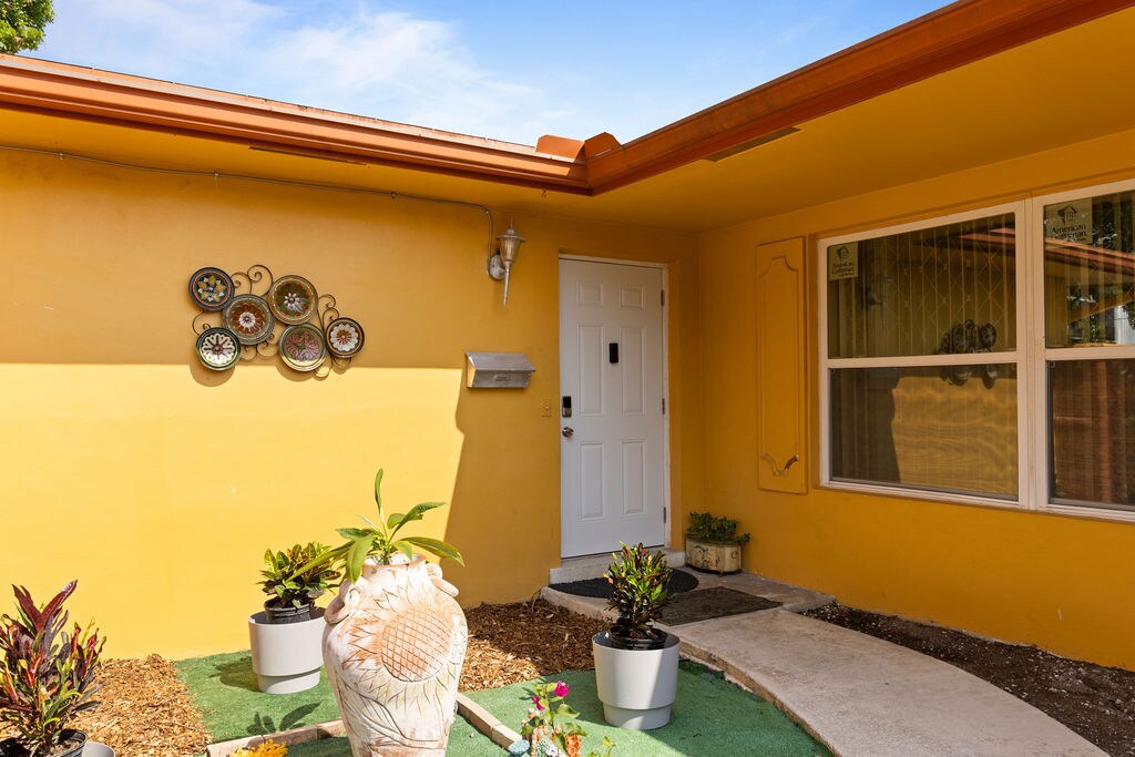 Building Photo - 7560 NW 16th St