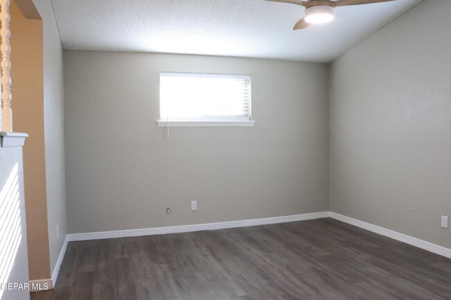 Building Photo - 6704 La Cadena Dr