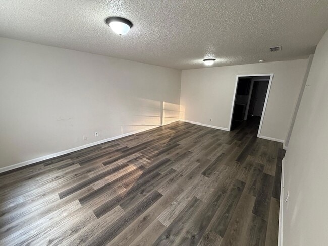 Building Photo - 3500 Denson Dr