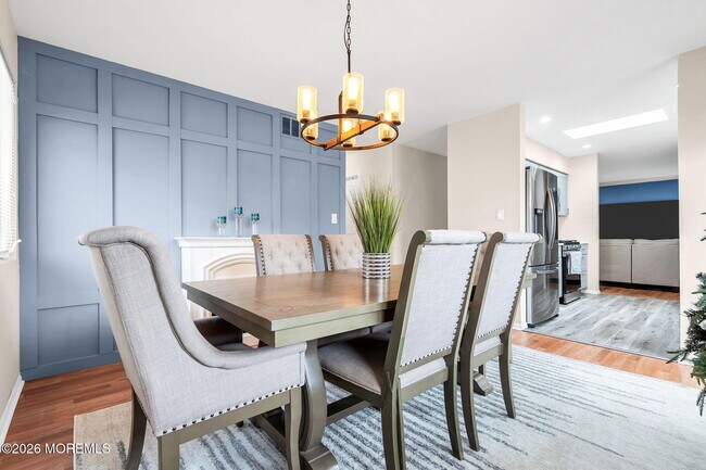 Building Photo - 658 Driftwood Pl