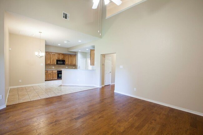 Building Photo - 13856 Fall Harvest Dr